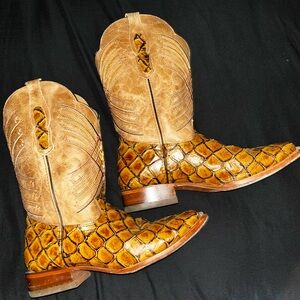 Tan and honey brown Cowboy pirarucu printed Boots